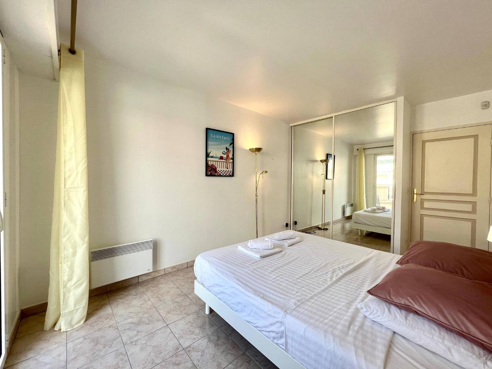 'Le Victoria Beach' Vue Mer Plein Centre, Spacieux Menton Exterior photo